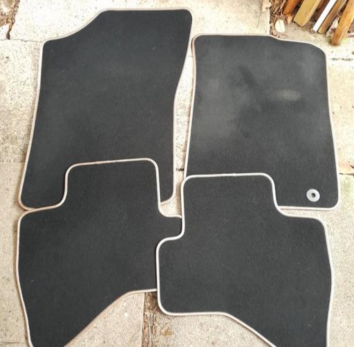 Buy & Sell Preston South Ribble - Photos for TOYOTA AYGO CAR MATS