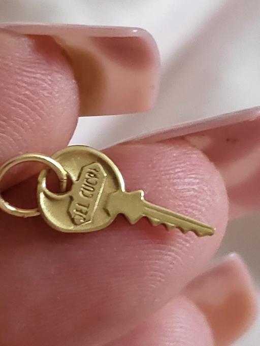 Buy & Sell Siddal Calderdale - Photos for 9ct gold solid yale key pendant