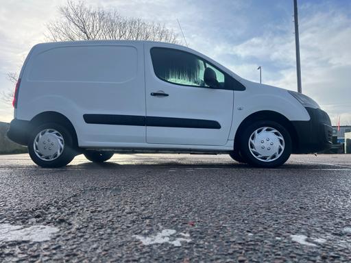 Vehicles Gillingham Medway - Kent - Photos for Peugeot partner 1.6 hdi ulez free