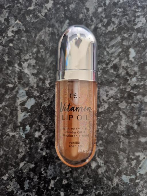 Buy & Sell Aylestone Leicester - Photos for brand new vanilla lip oil