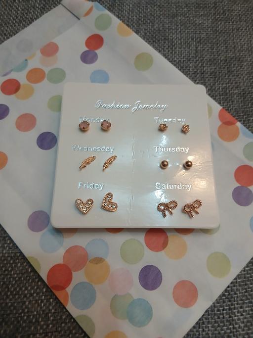 Buy & Sell Bradley Fold Trading Estate Bury - Photos for Earrings New