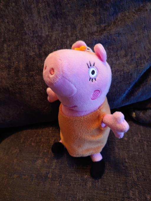 Buy & Sell Woodthorpe Charnwood - Photos for Peppa pig mummy pig keyring soft toy