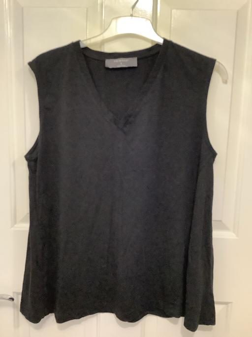 Buy & Sell Woodsetton Dudley - Photos for Ladies top