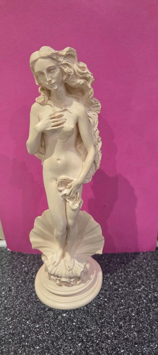 Buy & Sell Birchington Thanet - Photos for VENUS APHROPHDITE STATUE 