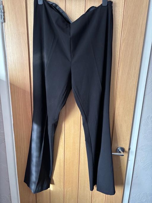 Buy & Sell Golds Hill Sandwell - Photos for Womens trousers