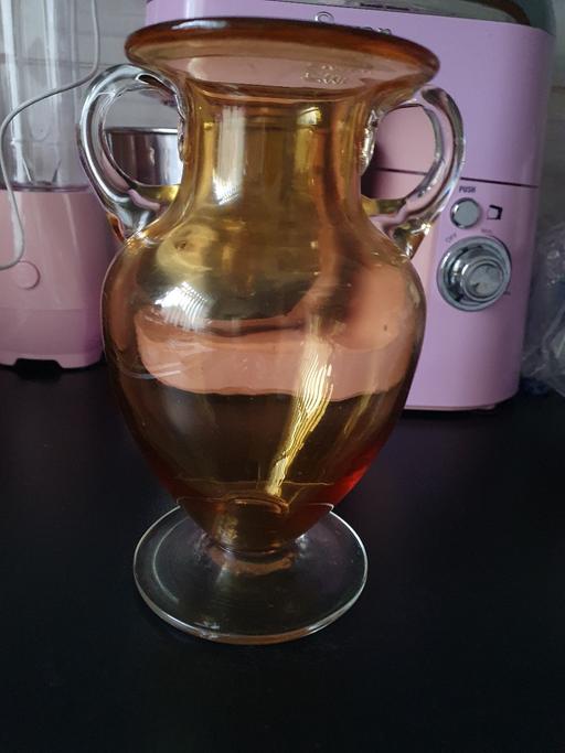 Buy & Sell Upper Gornal Dudley - Photos for vintage Amber glass vase
