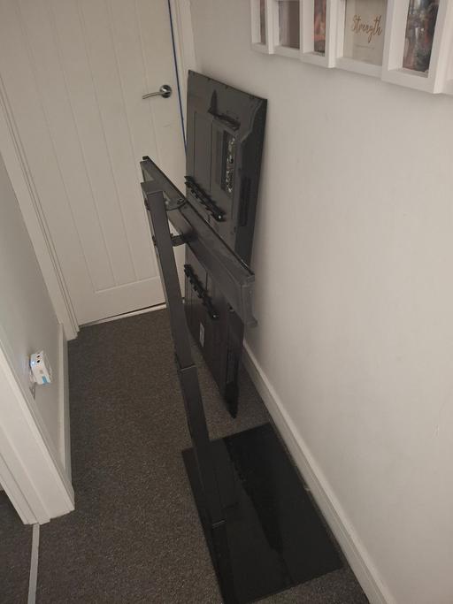 Buy & Sell Kingstanding Birmingham - Photos for tv and bracket table