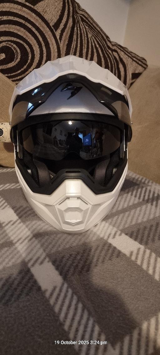 Vehicles Ewloe Flintshire - Wales - Photos for motorcycle helmet+ghost drift xl camera 