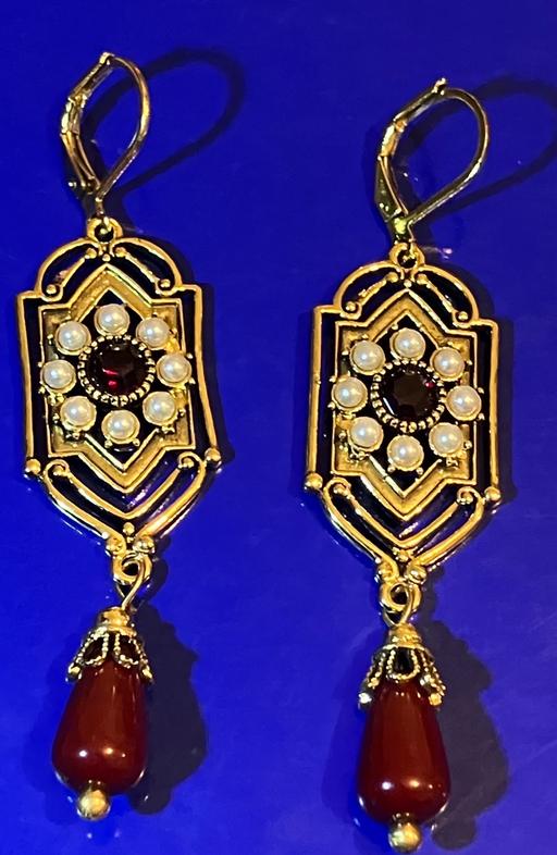 Buy & Sell Yeovil Somerset - Photos for Roman Style Earrings Seeded Pearl & Garnet