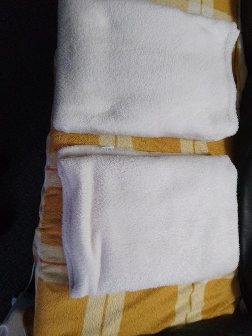 Buy & Sell Bournville Birmingham - Photos for 2 X throws