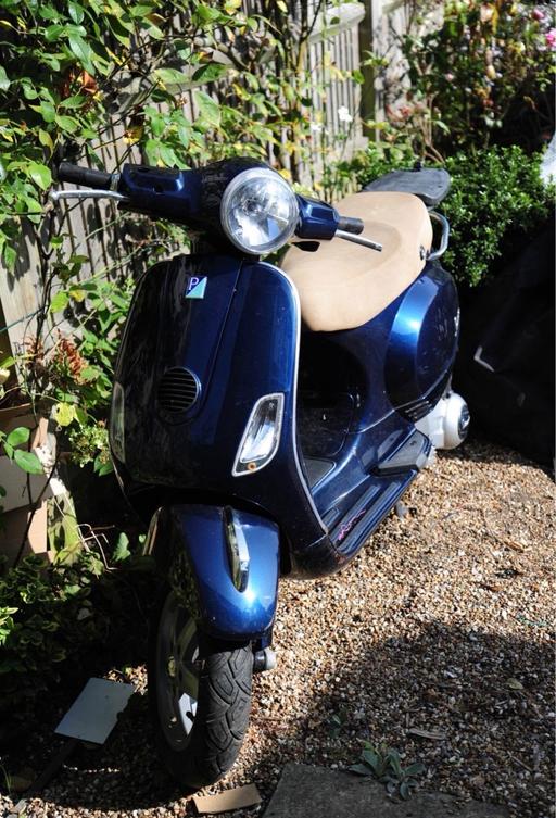 Vehicles Watford Town Centre Watford - Photos for VESPA LX PIAGGIO 125cc