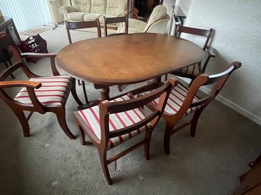 Buy & Sell Netherton Dudley - Photos for Dining table and chairs
