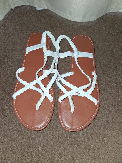 Buy & Sell Bartley Green Birmingham - Photos for New woman's Flat sandals