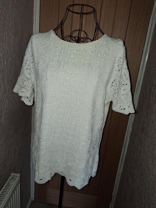 Buy & Sell Princes End Sandwell - Photos for Bundle Tops 14/16