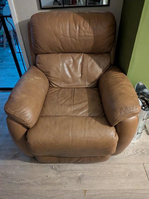 Buy & Sell Dudley Port Sandwell - Photos for electric arm chair