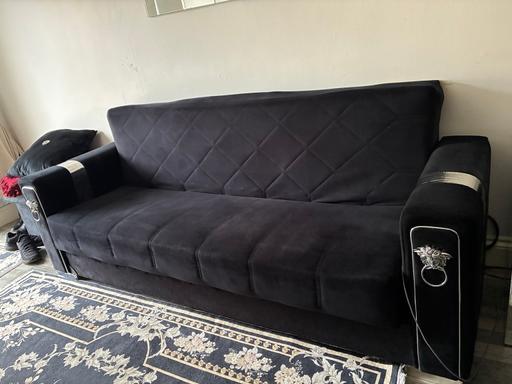 Buy & Sell Chigwell Epping Forest - Photos for Sofa bead