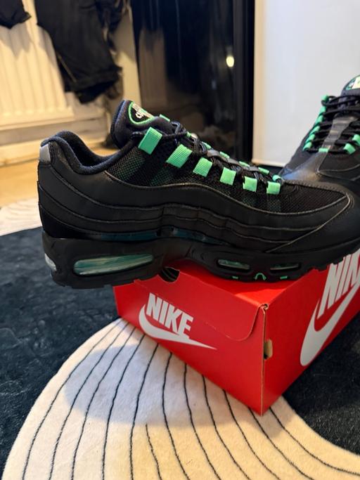 Buy & Sell Kingston Barnsley - Photos for Nike air max 95