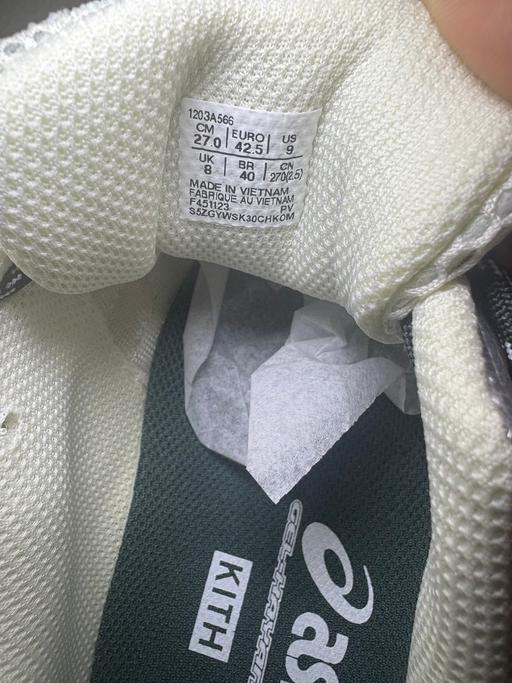 Buy & Sell Millbank Central London - Photos for Asics