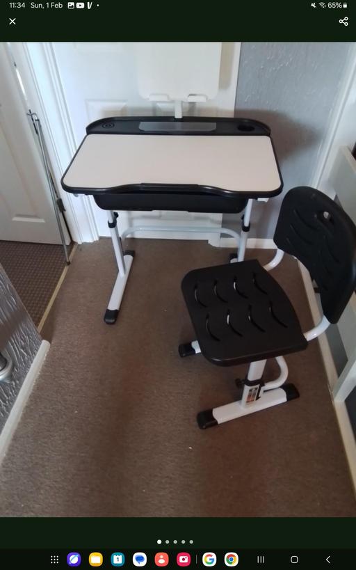 Buy & Sell Allhallows Medway - Kent - Photos for Table & chair