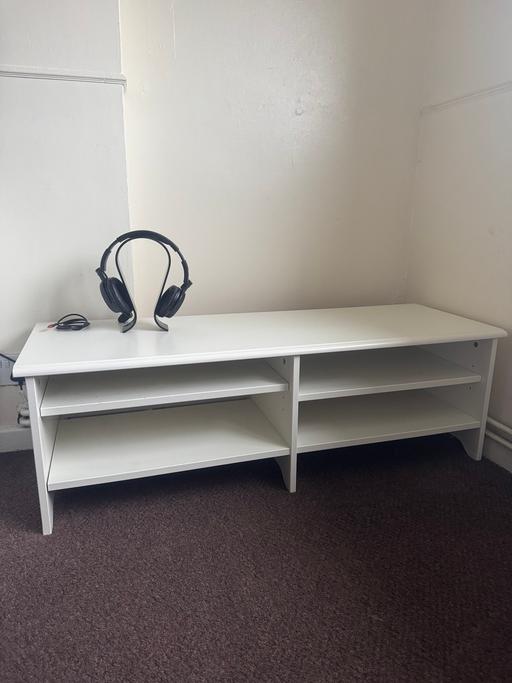 Buy & Sell Freezywater North London - Photos for TV Table