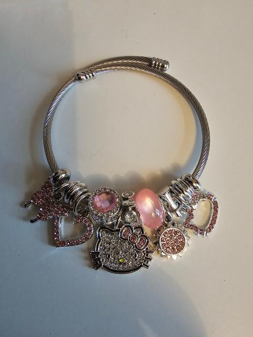 Buy & Sell Lower Pilsley North East Derbyshire - Photos for ladies hello kitty charm bracelet