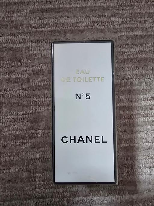 Buy & Sell Gatley Stockport - Photos for perfume