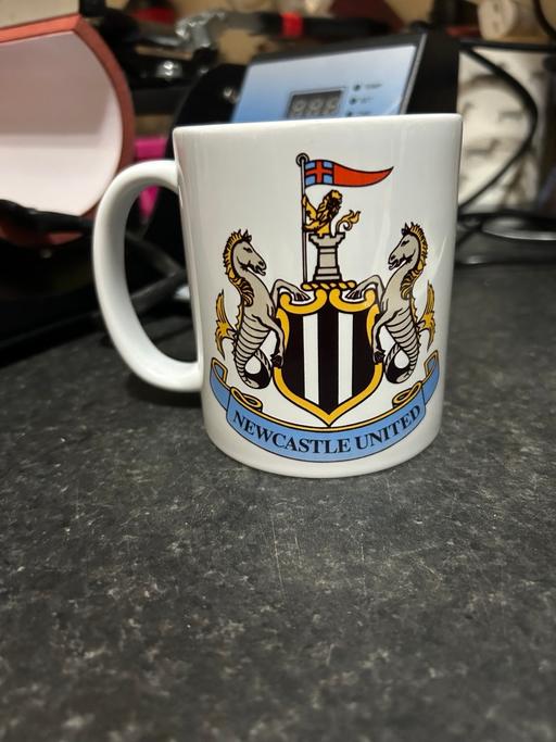 Buy & Sell Brinsworth Rotherham - Photos for Newcastle United FC Football mug brand new