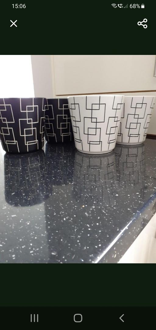 Buy & Sell Brownhills Walsall - Photos for 4 plant pots 5.5