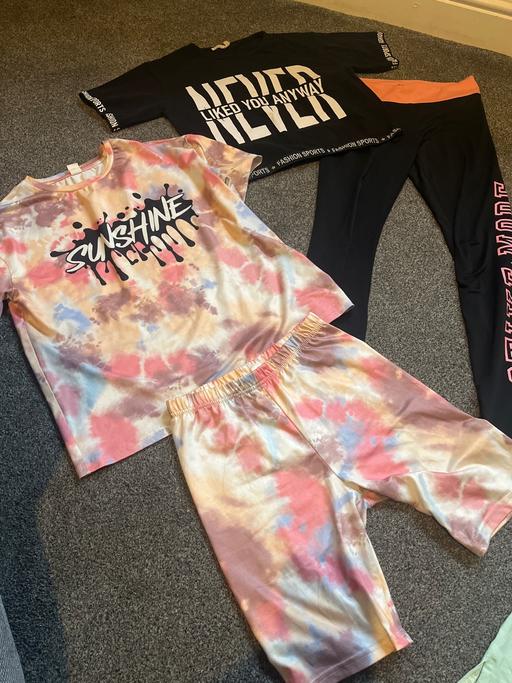 Buy & Sell Conisbrough Doncaster - Photos for Bargain bundle age 10-11 years sets