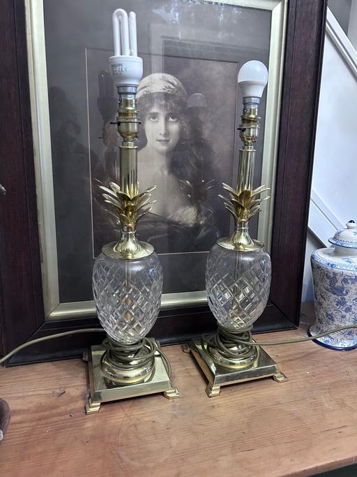 Buy & Sell Wigginton Lichfield - Photos for Vintage brass crystal pineapple lamps