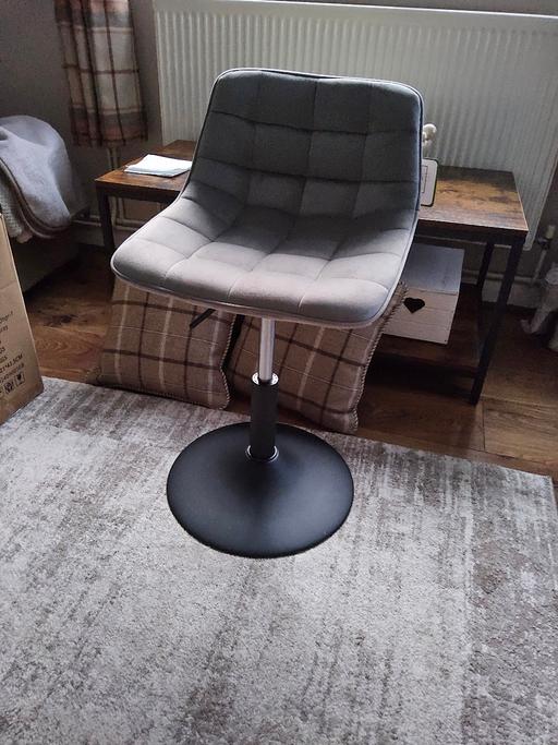 Buy & Sell Cefn Golau Blaenau Gwent - Photos for swivel chair