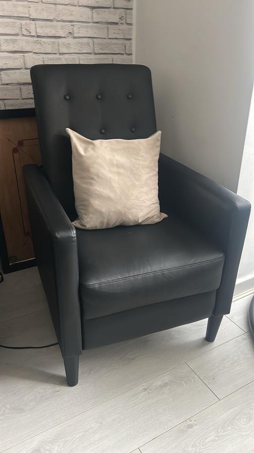 Buy & Sell South Harrow Harrow - Photos for Black Recliner Armchair – Like New | RRP £150