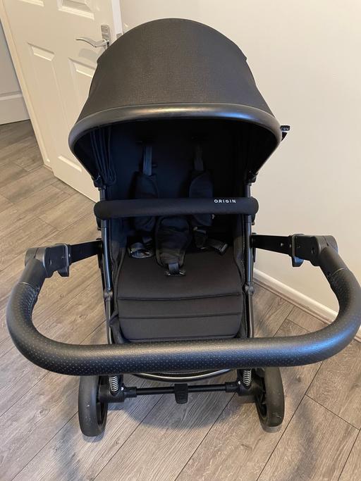 Buy & Sell Slough Slough - Photos for Babylo Origin i-size 3 in 1 travel system.