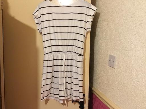 Buy & Sell Woodcross Wolverhampton - Photos for Playsuit Size L ideal to put away for Holiday
