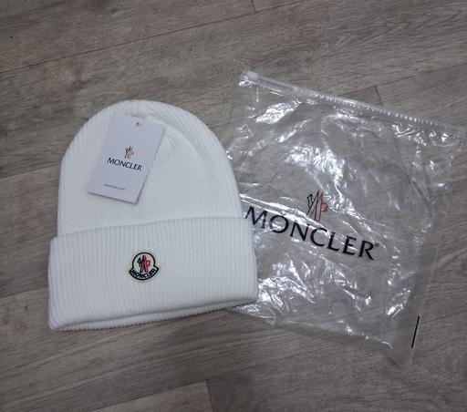 Buy & Sell Hastings Town Centre Hastings - Photos for White Colour Moncler Beanie Hat - One Size