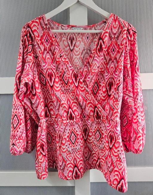 Buy & Sell Weston Point Halton - Photos for Size 14 MATALAN top