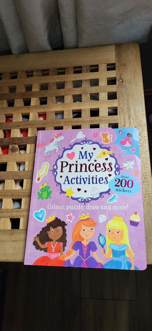 courses Radcliffe Bury - Photos for activity book