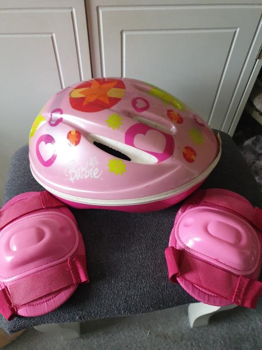 Buy & Sell Kings Norton Birmingham - Photos for Barbie child's helmet /pads