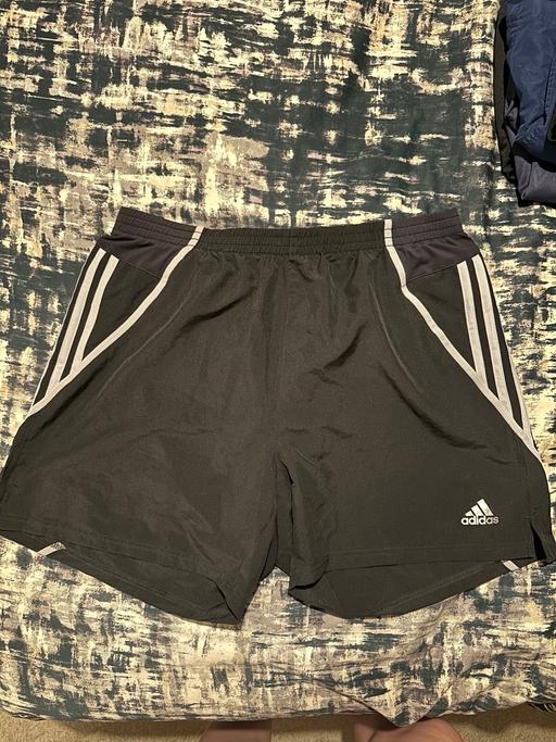 Buy & Sell Fenton Industrial Estate Stoke-on-Trent - Photos for Adidas Shorts Size Large