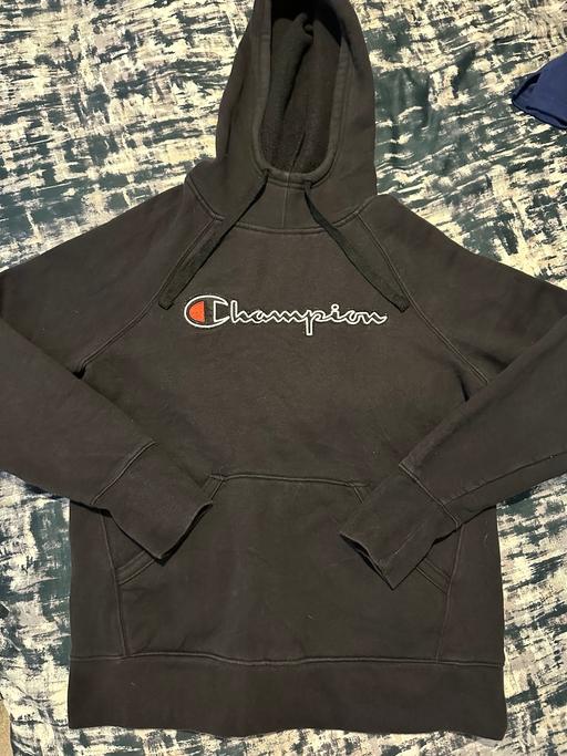 Buy & Sell Fenton Industrial Estate Stoke-on-Trent - Photos for Champion Embroidered Hoodie Size Small