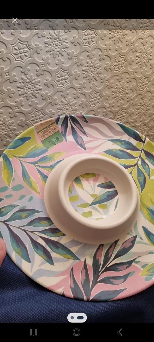 Buy & Sell Addington Village Station South East London - Photos for Bamboo Chip And Dip Bowl/dish £10