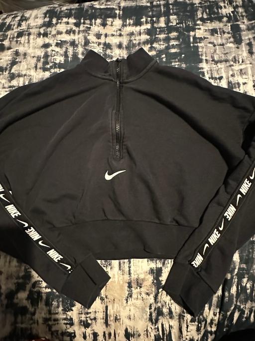 Buy & Sell Joiners Square Industrial Estate Stoke-on-Trent - Photos for Nike Cropped Sweatshirt Size Small