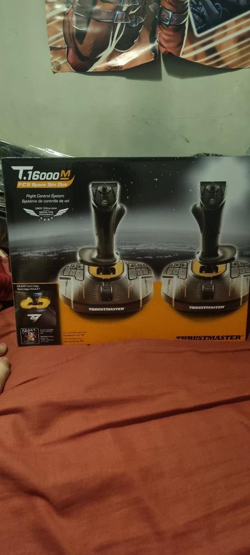 Buy & Sell Walton Wakefield - Photos for Thrustmaster t16000m dual flight sticks