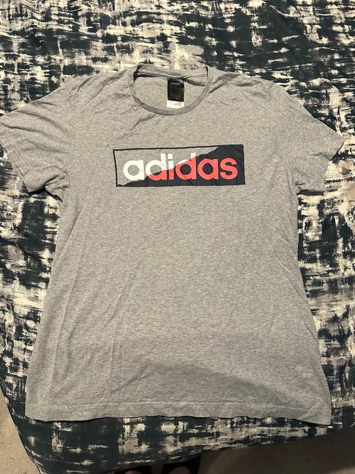 Buy & Sell Fenton Industrial Estate Stoke-on-Trent - Photos for Adidas Printed Top Size Medium