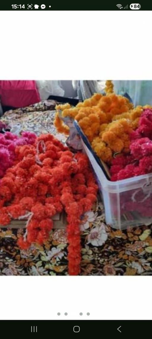 Buy & Sell Addington Village Station South East London - Photos for oriental/Indian decorations from £1 pom poms
