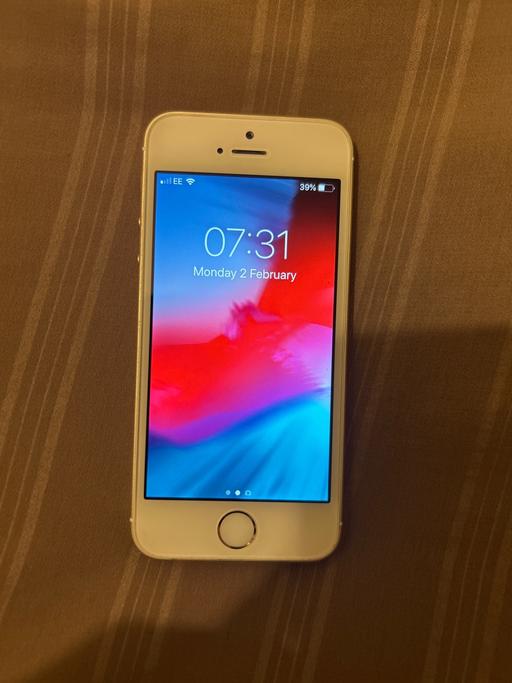 Buy & Sell Cardif City Centre Cardiff - Photos for iPhone SE