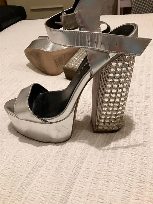 Buy & Sell Fishburn County Durham - Photos for Stunning Shoes from River Island