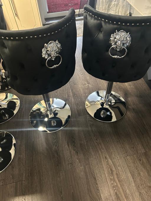 Buy & Sell Heston South West London - Photos for Brand new velvet bar stools £90