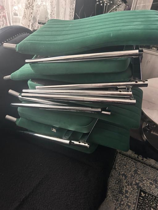 Buy & Sell Heston South West London - Photos for Brand new modern style velvet dining chairs