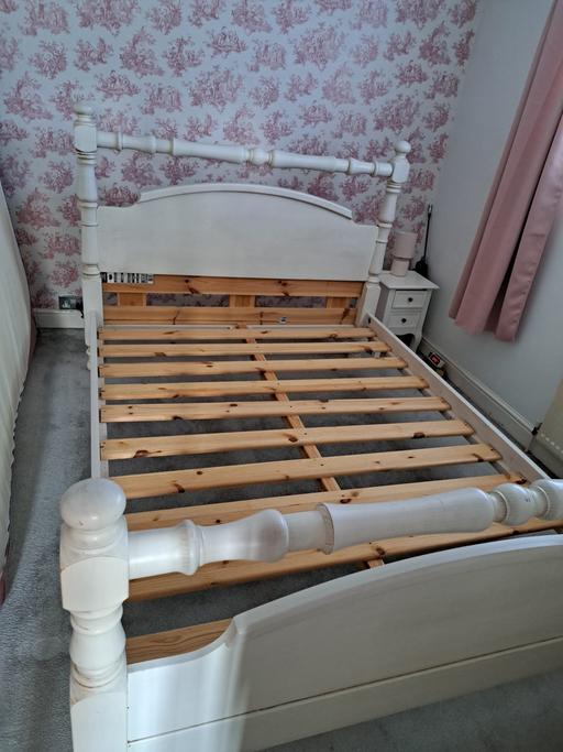 Buy & Sell Darfield Barnsley - Photos for solid wood king-size bed